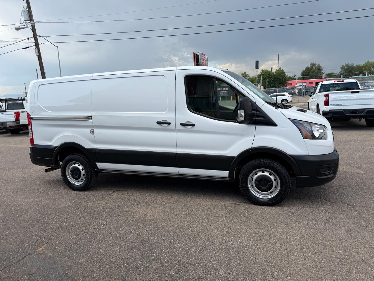 Ford Transit Cargo Van T-250 130" Low Rf 9070 GVWR RWD 2021