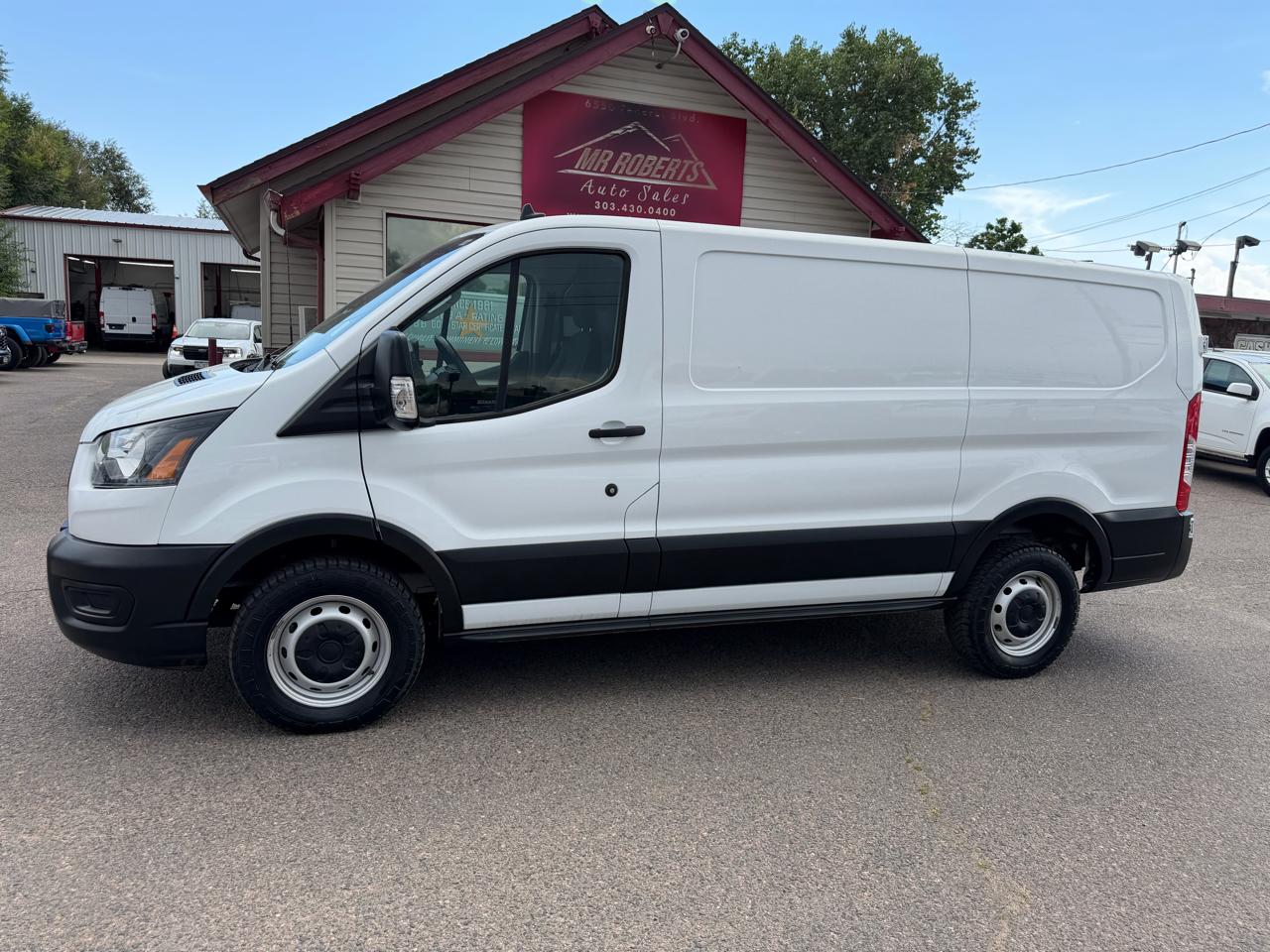 Ford Transit Cargo Van T-250 130" Low Rf 9070 GVWR RWD 2021