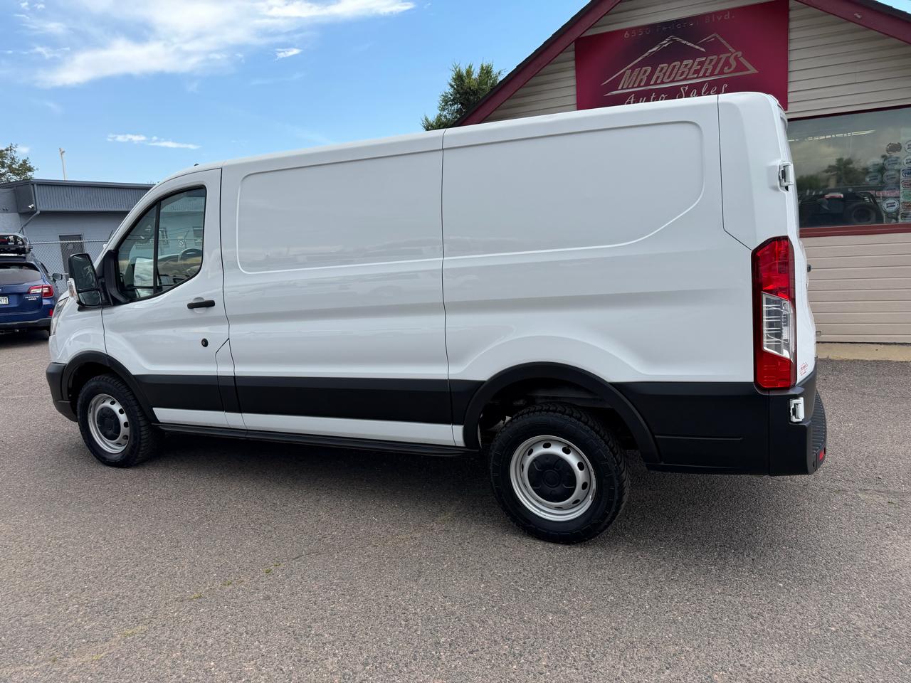Ford Transit Cargo Van T-250 130" Low Rf 9070 GVWR RWD 2021