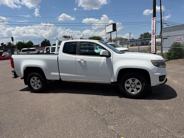 White 2019 Chevrolet Colorado Pickup Truck Four-Wheel Drive Automatic