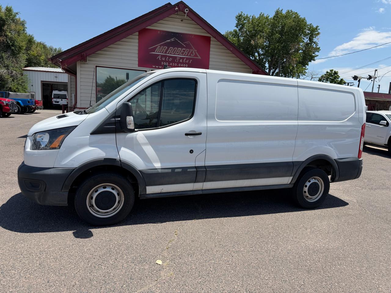 Ford Transit Cargo Van T-250 130" Low Rf 9070 GVWR RWD 2021