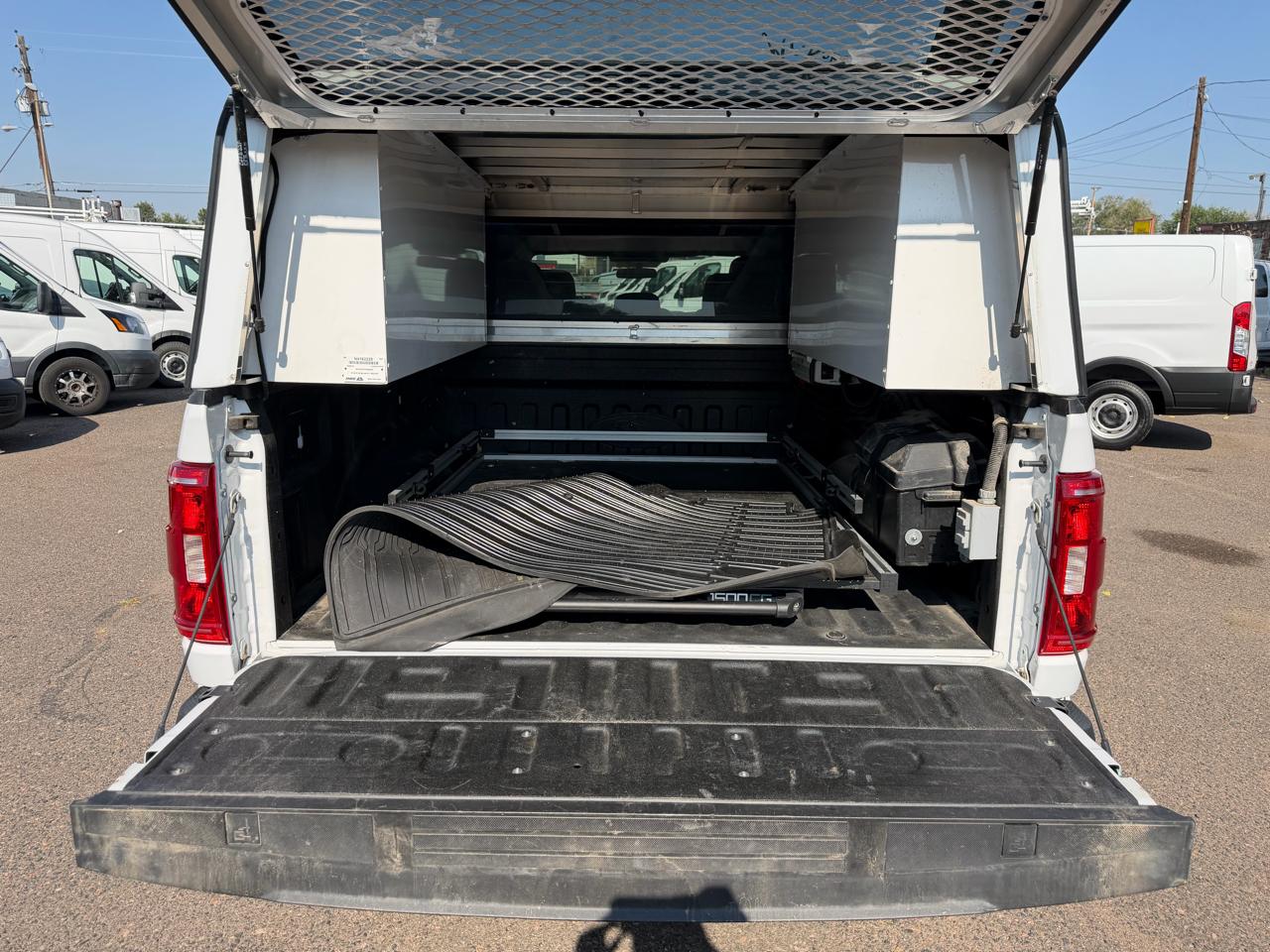 Ford F-150 4WD SuperCrew 145" XLT 2022