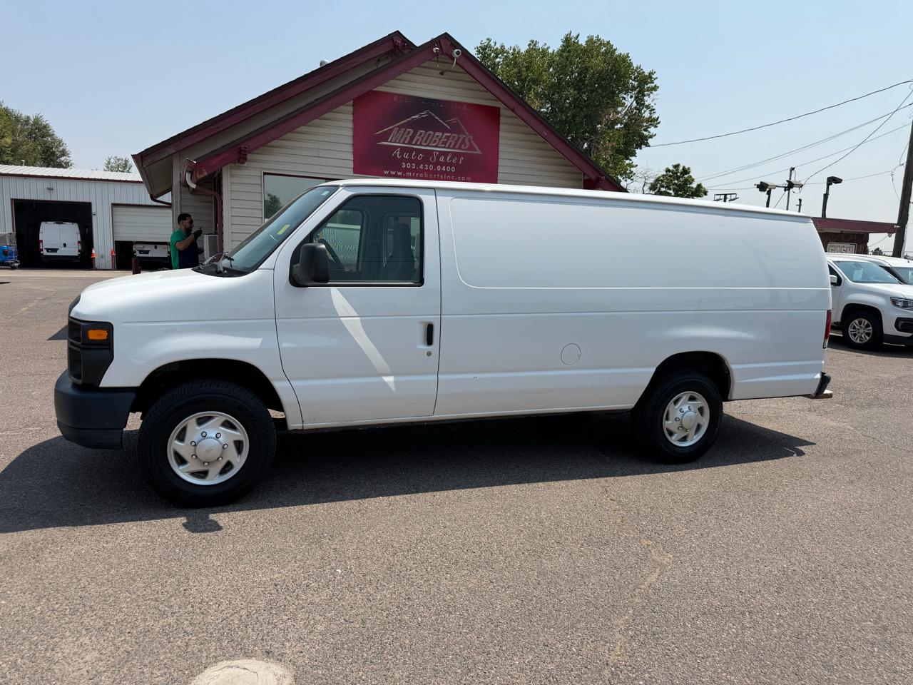 Ford Econoline Cargo Van E-350 Super Duty Ext Recreational 2013