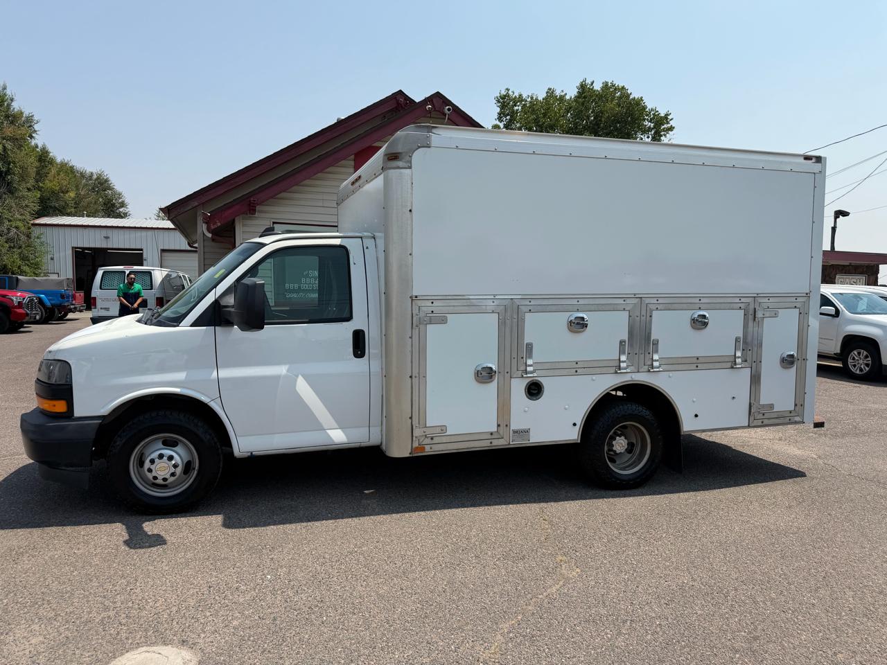 Chevrolet Express Commercial Cutaway 3500 Van 139" 2020