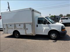 2020 Chevrolet Express Commercial Cutaway 
