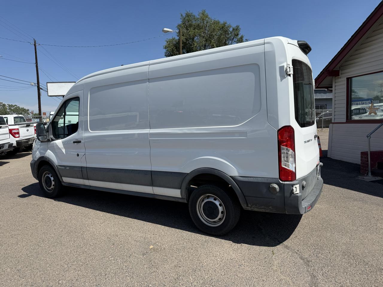 Ford Transit Cargo Van T-250 148" Med Rf 9070 GVWR RWD 2020