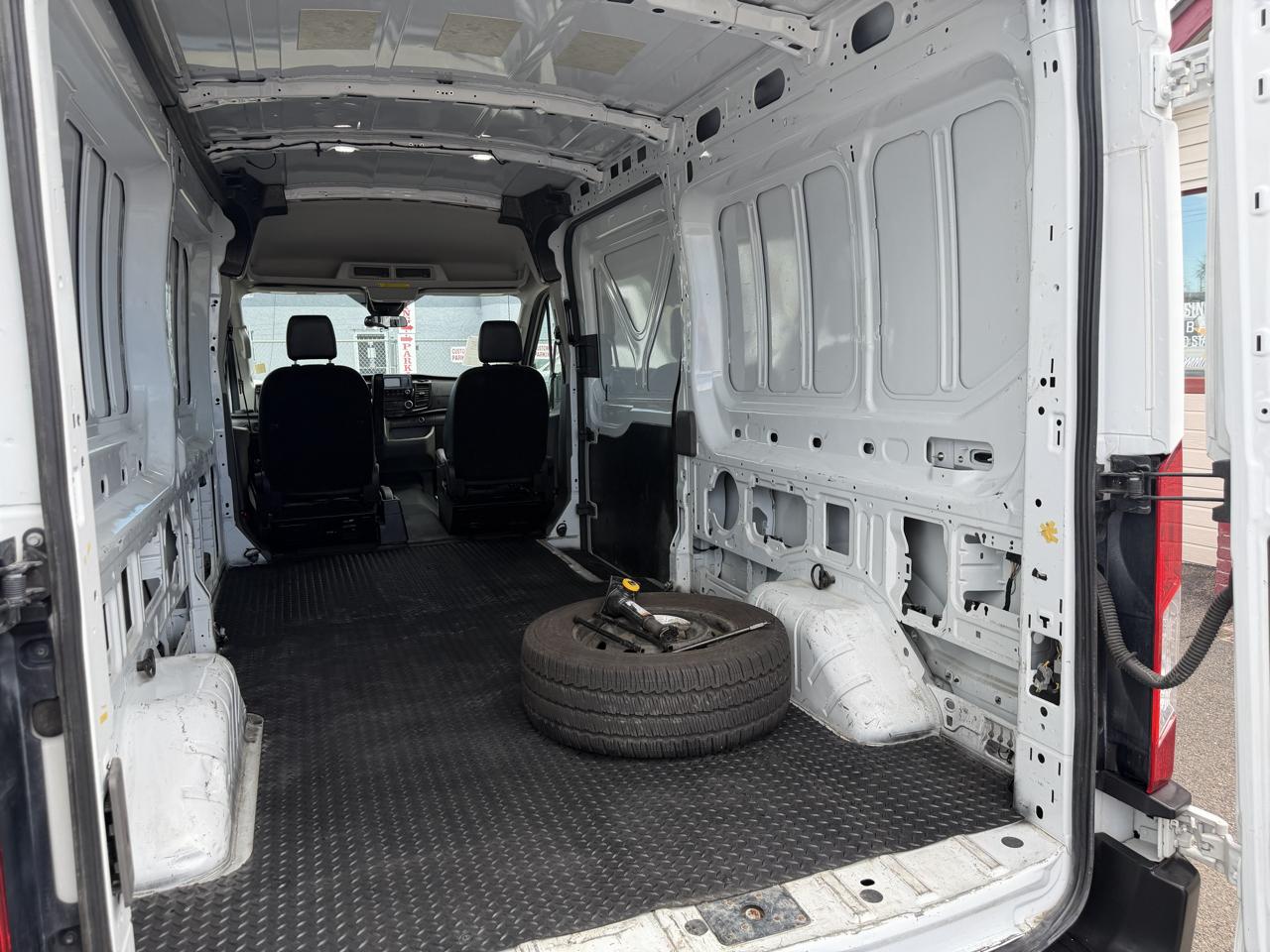 Ford Transit Cargo Van T-250 148" Med Rf 9070 GVWR RWD 2020
