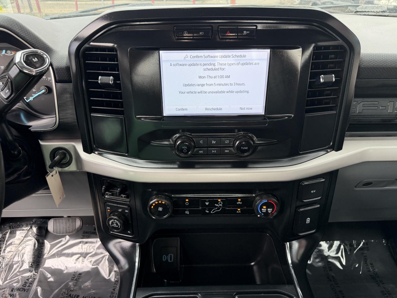 Ford F-150 XL SuperCab Long Bed 4WD 2023