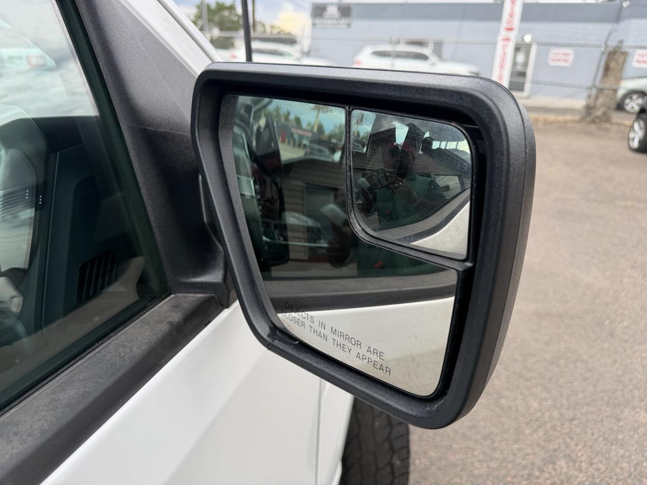 Ford F-150 XL SuperCab Long Bed 4WD 2023