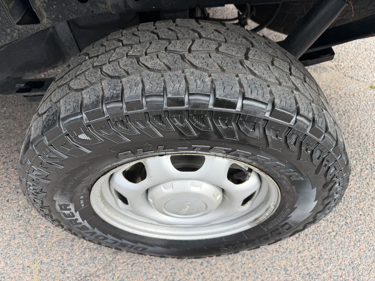 Ford F-150 XL SuperCab Long Bed 4WD 2023