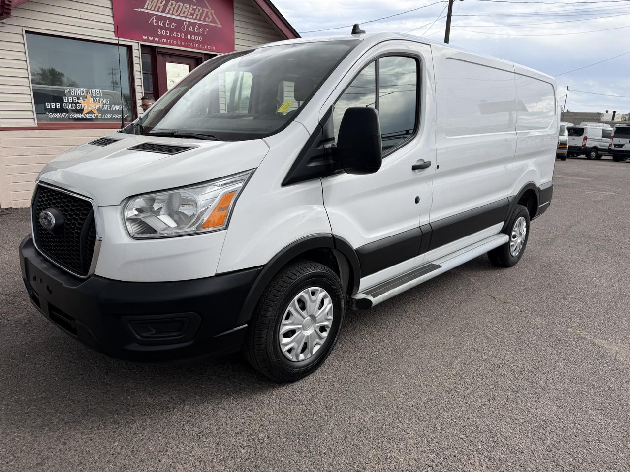 Ford Transit photo 4