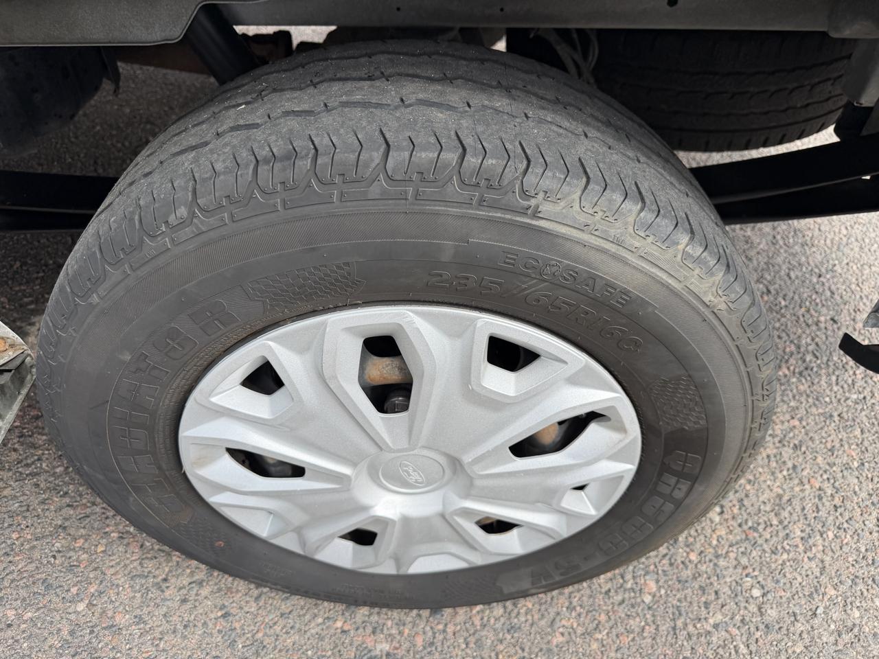 Ford Transit photo 31