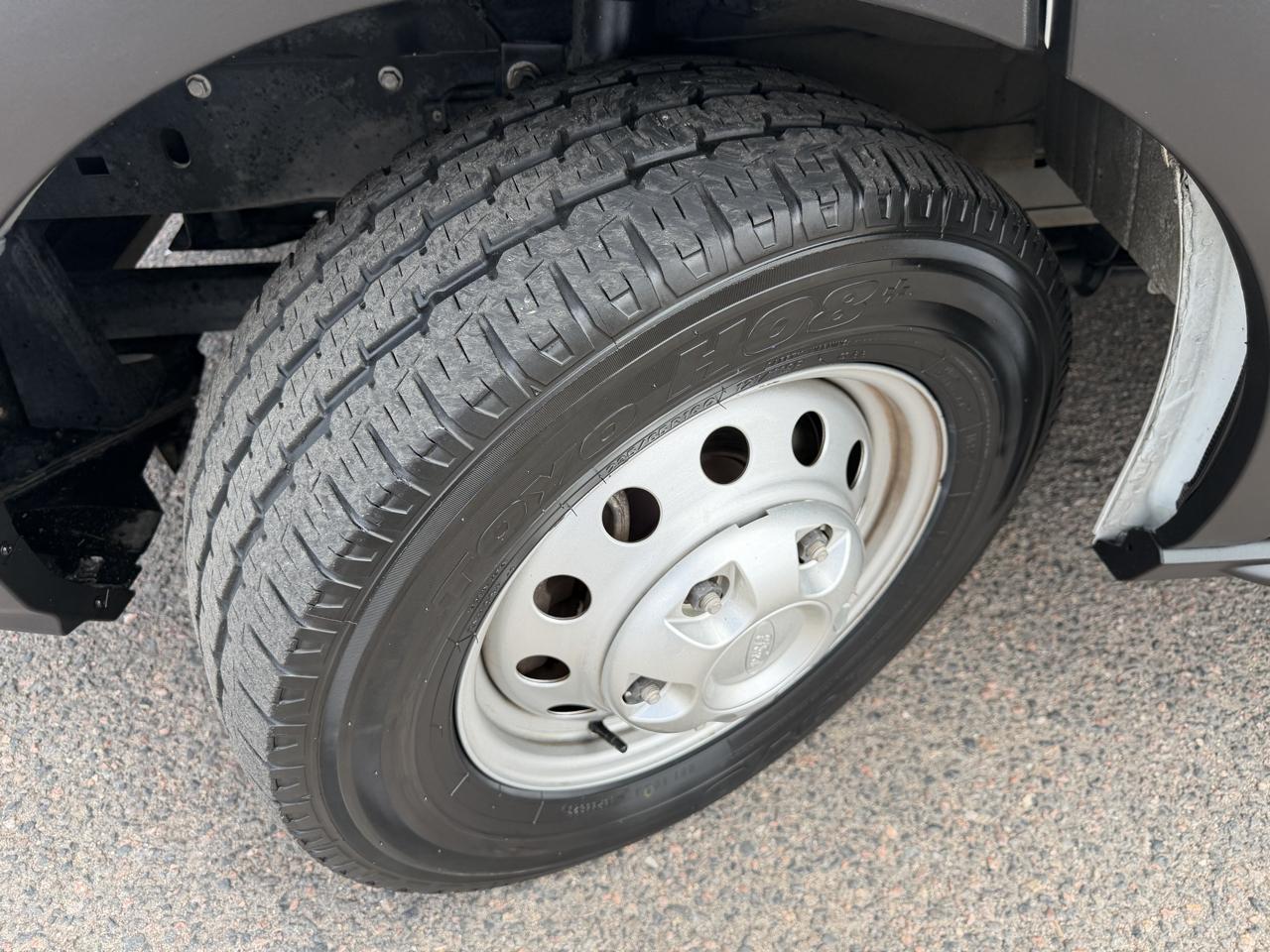 Ford Transit photo 37