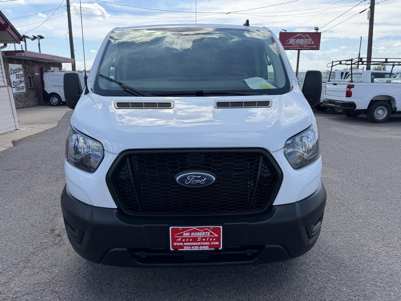 Ford Transit photo 3