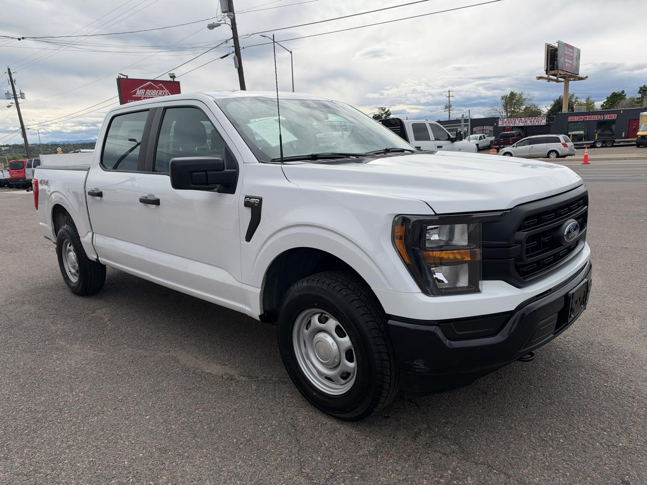 Ford F-150 photo 2