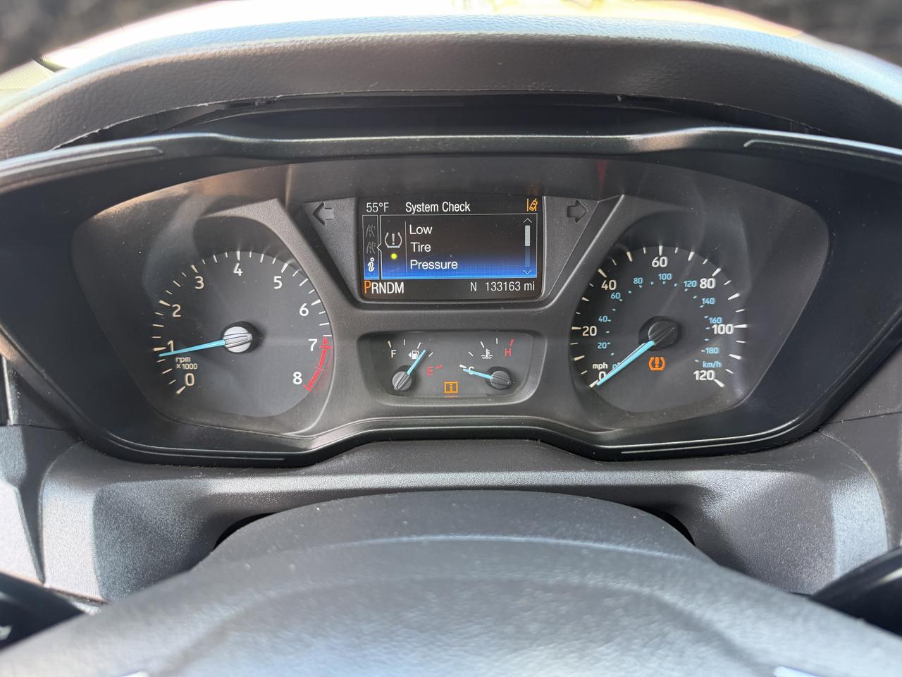 Ford Transit photo 18