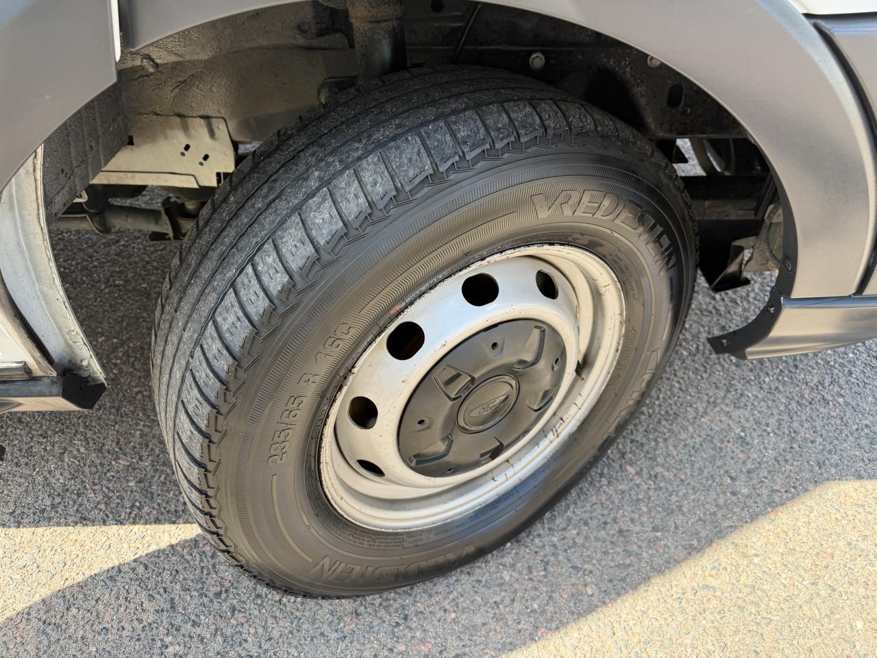 Ford Transit photo 34