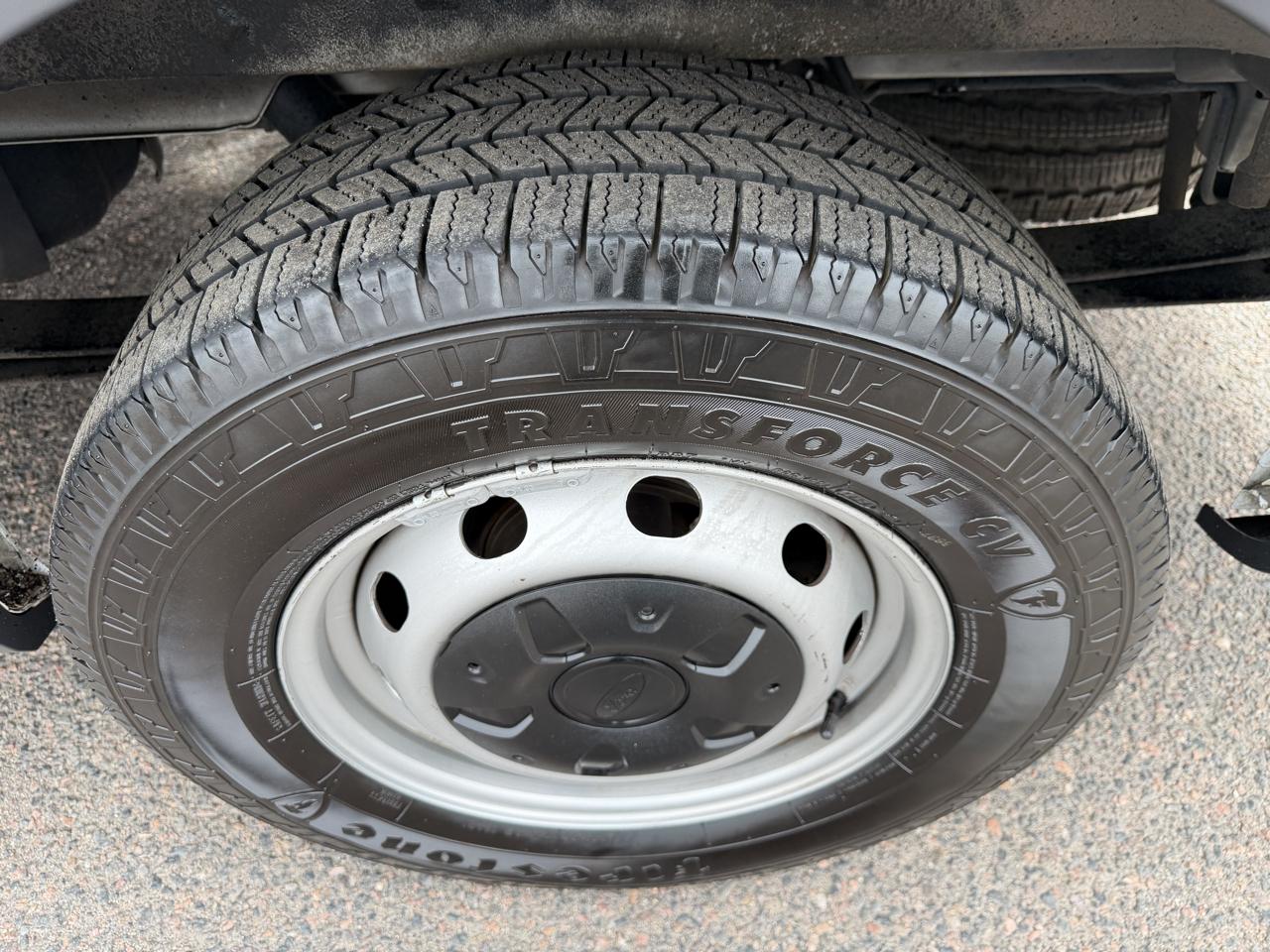 Ford Transit photo 34