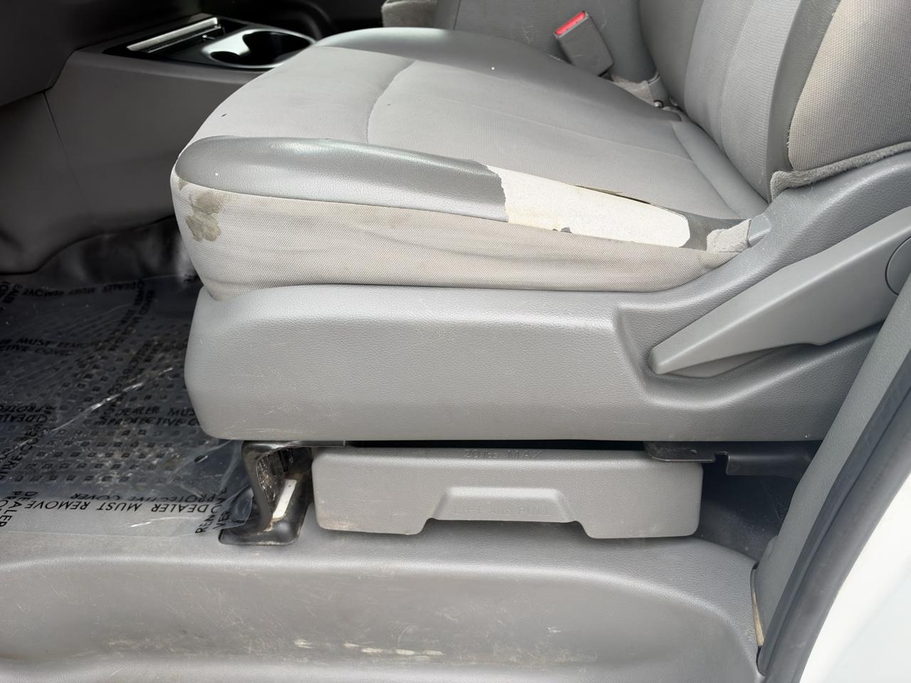 Nissan NV photo 13