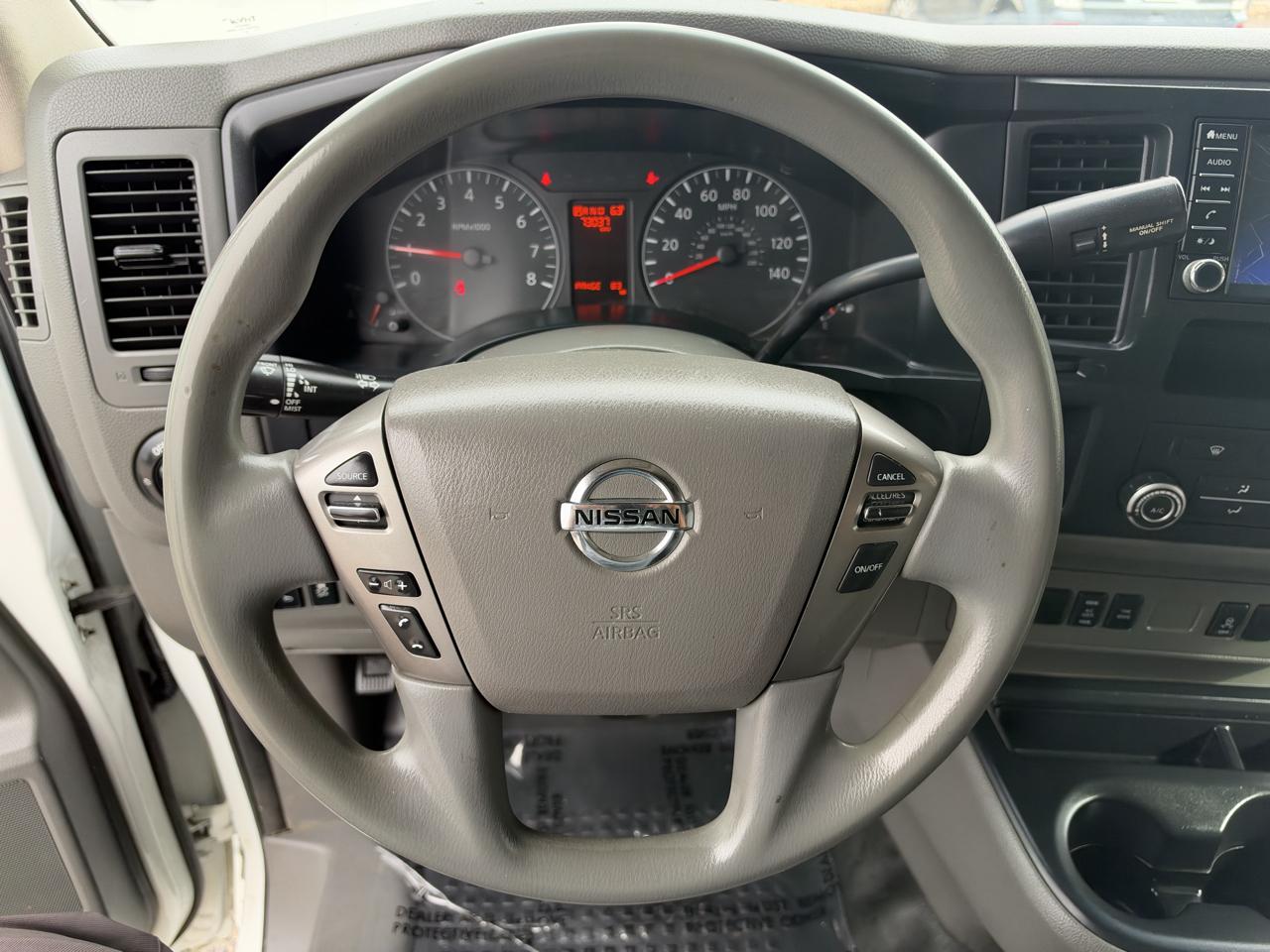 Nissan NV photo 17
