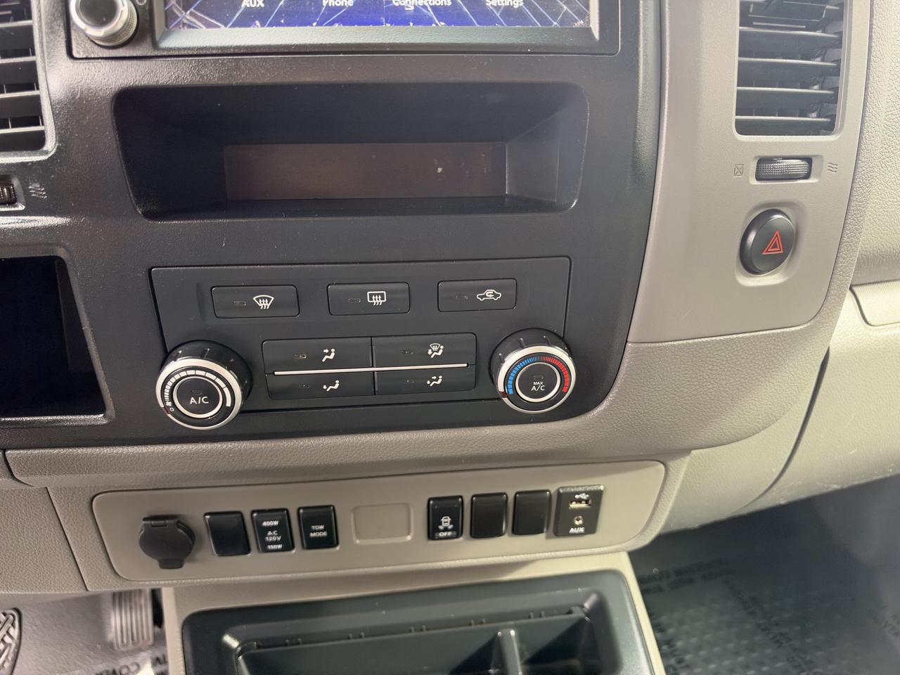Nissan NV photo 23