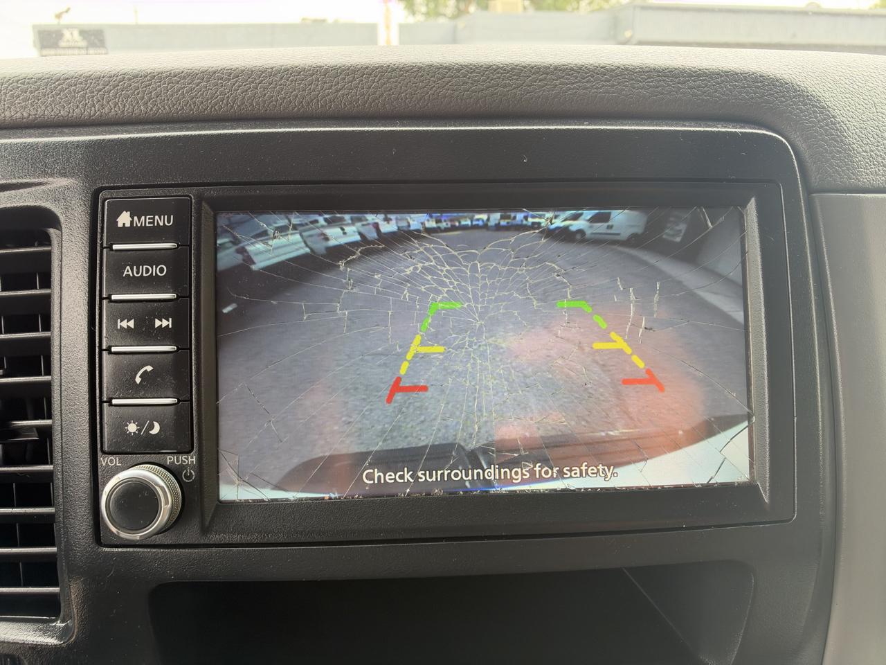 Nissan NV photo 25