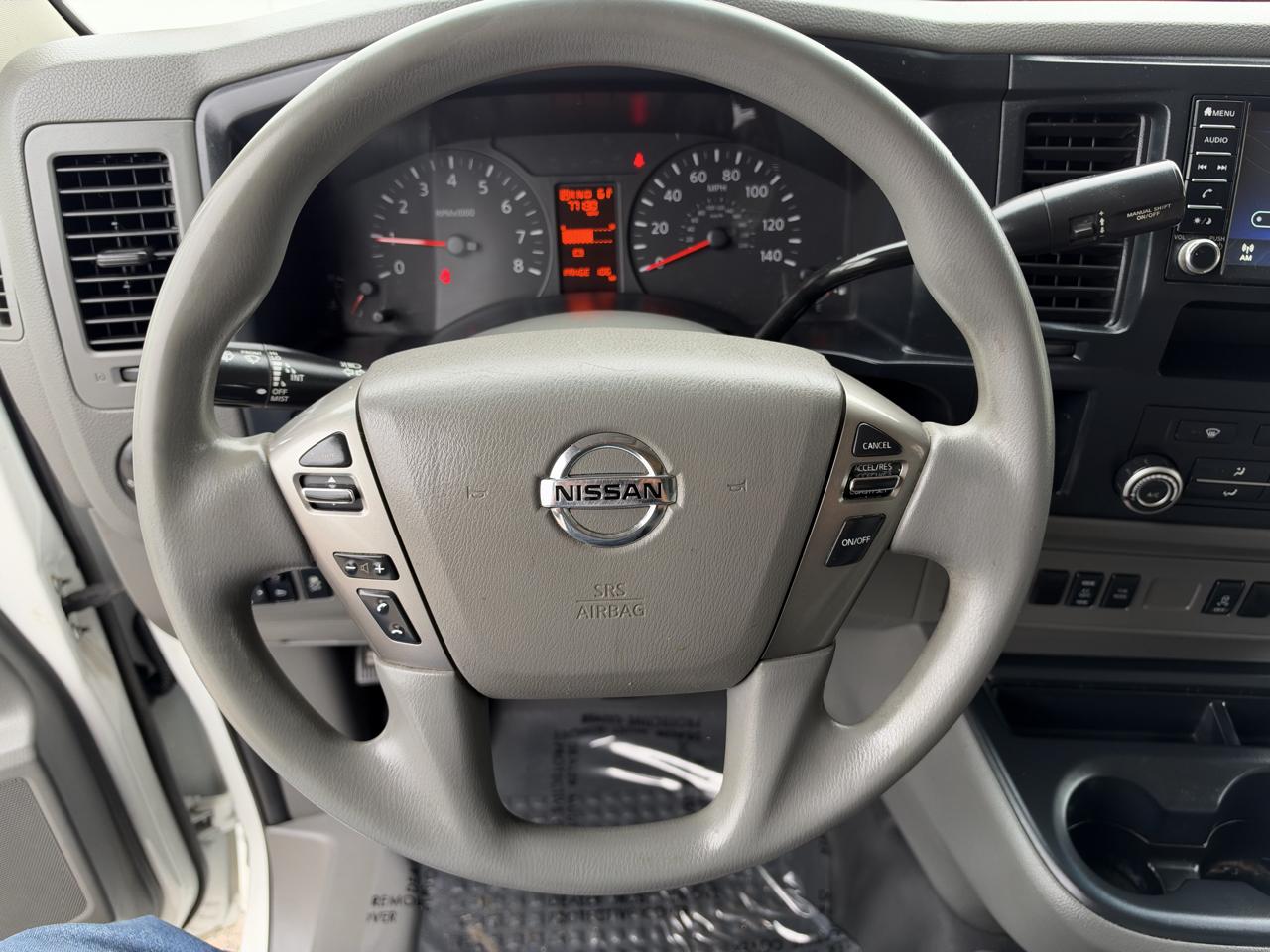 Nissan NV photo 15