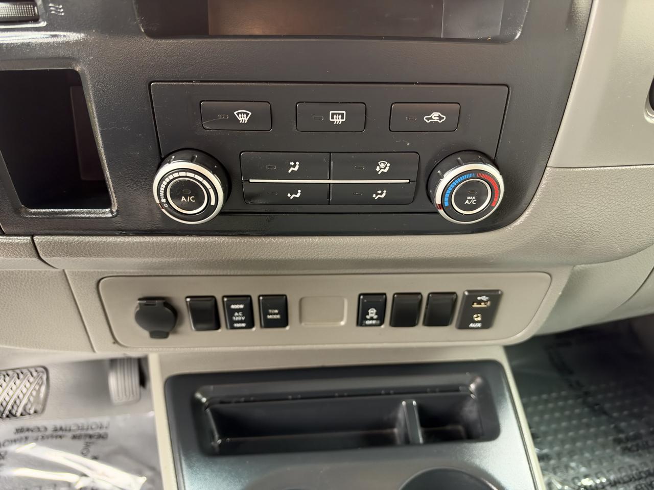 Nissan NV photo 22