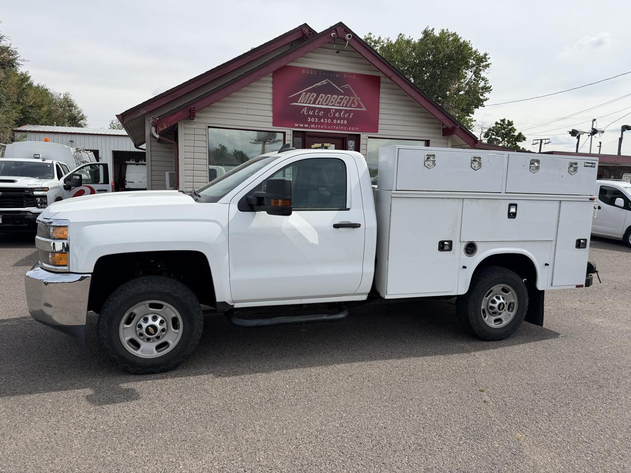 Chevrolet Silverado 2500HD 4WD Reg Cab 133.6" Work Truck 2017