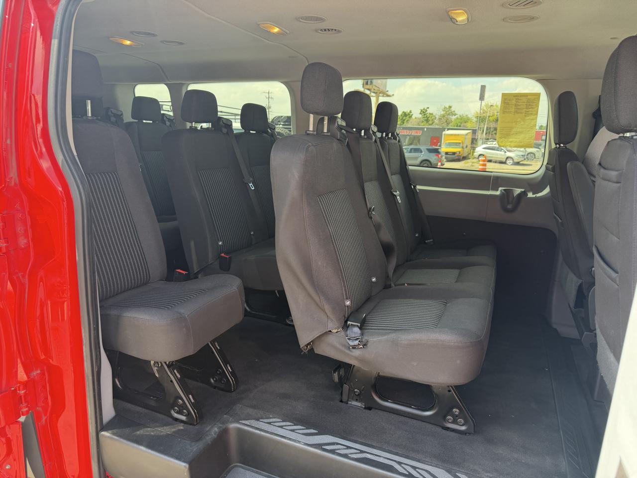 Ford Transit Wagon T-350 148" Low Roof XLT Swing-Out RH Dr 2017