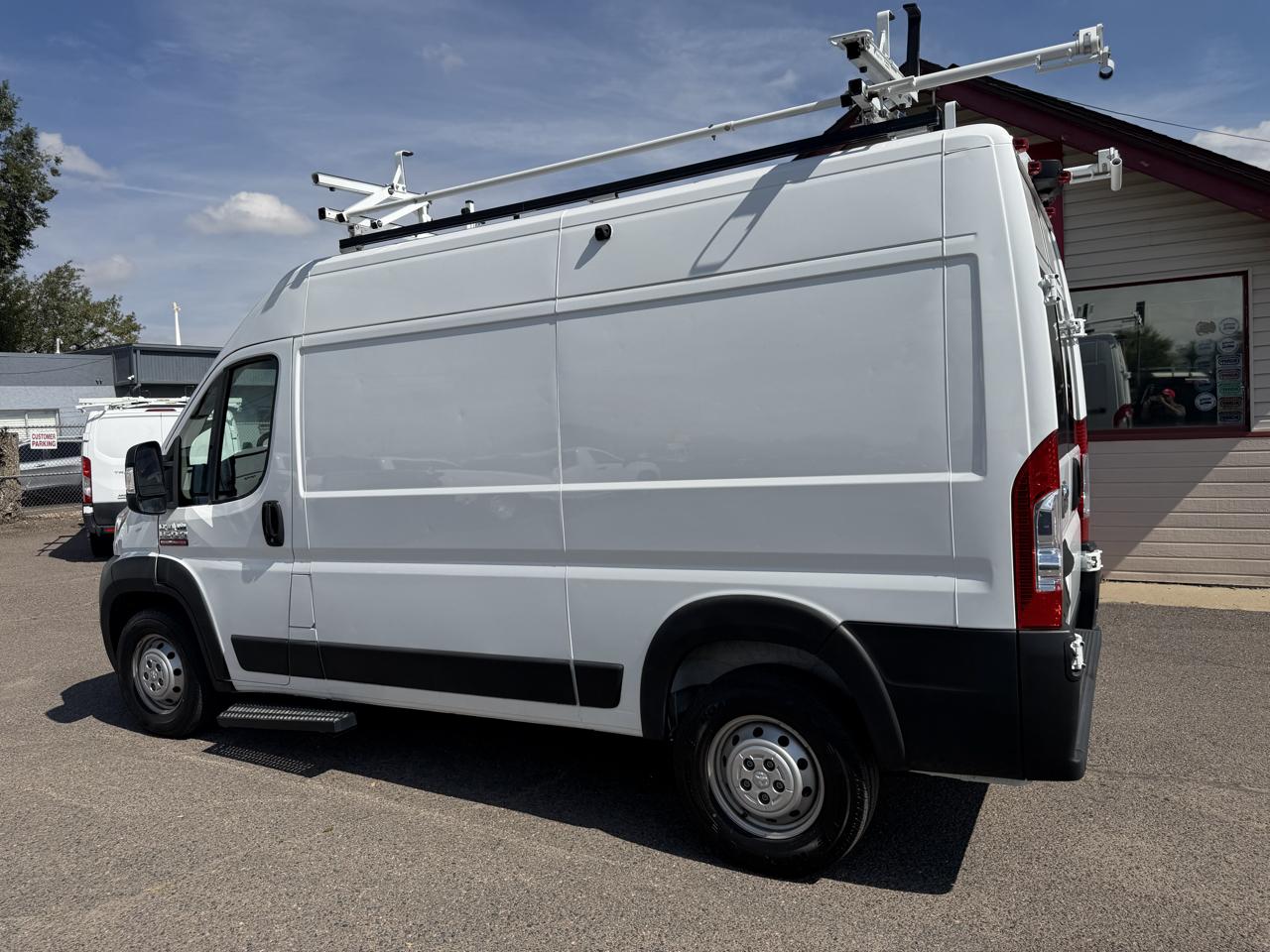 RAM ProMaster Cargo Van 1500 High Roof 136" WB 2022