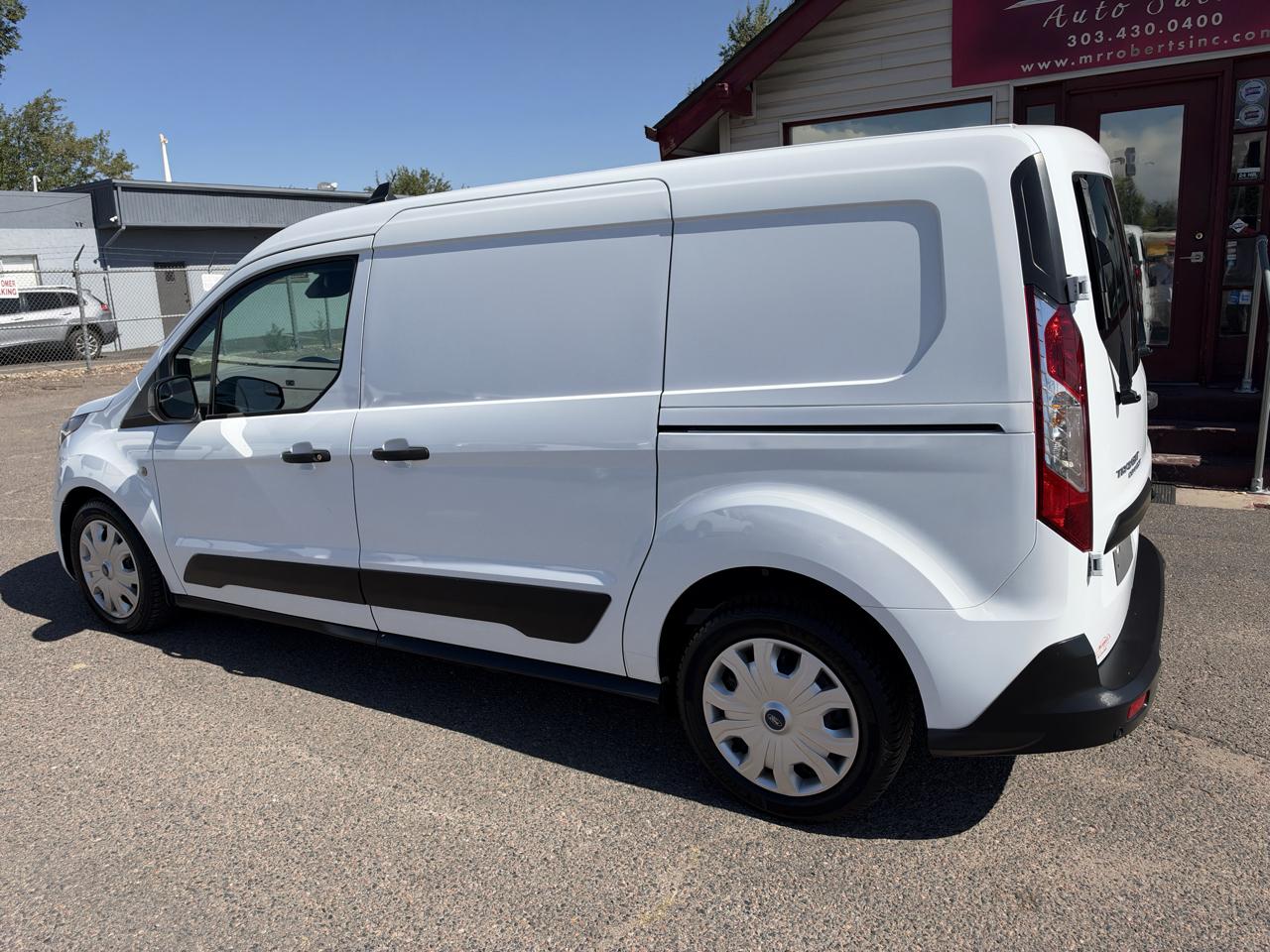 Ford Transit Connect photo 6