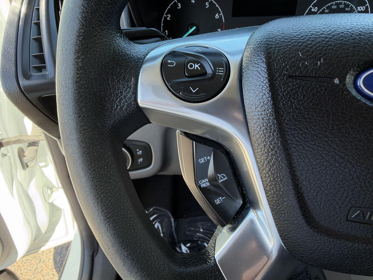 Ford Transit Connect photo 17