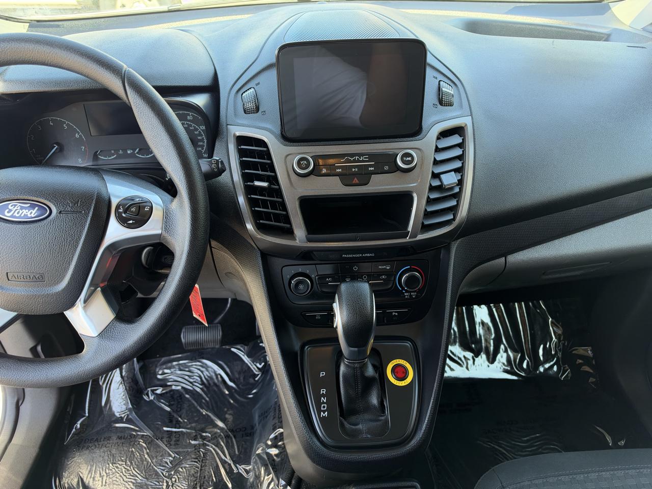 Ford Transit Connect photo 19