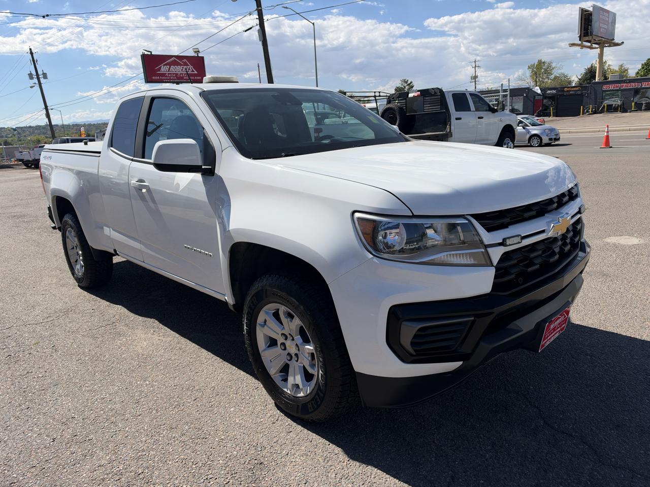 Chevrolet Colorado photo 2