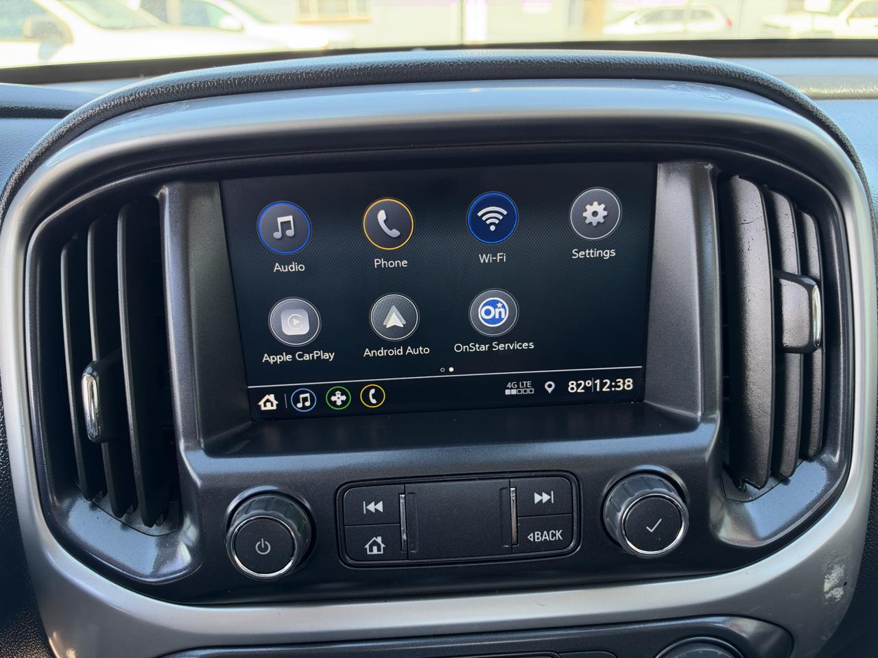 Chevrolet Colorado photo 23