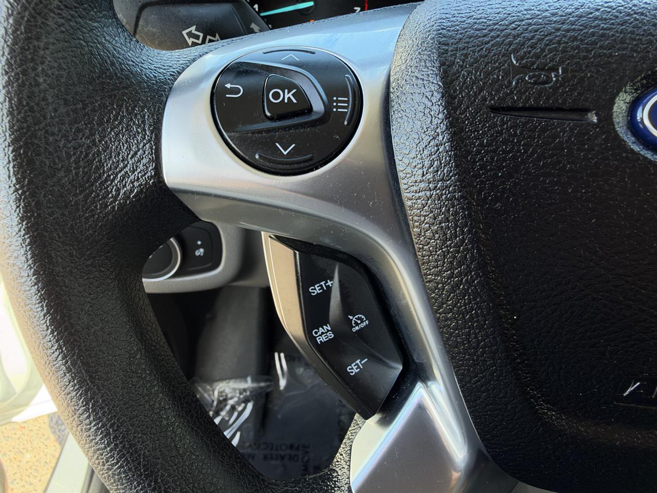 Ford Transit Connect photo 16