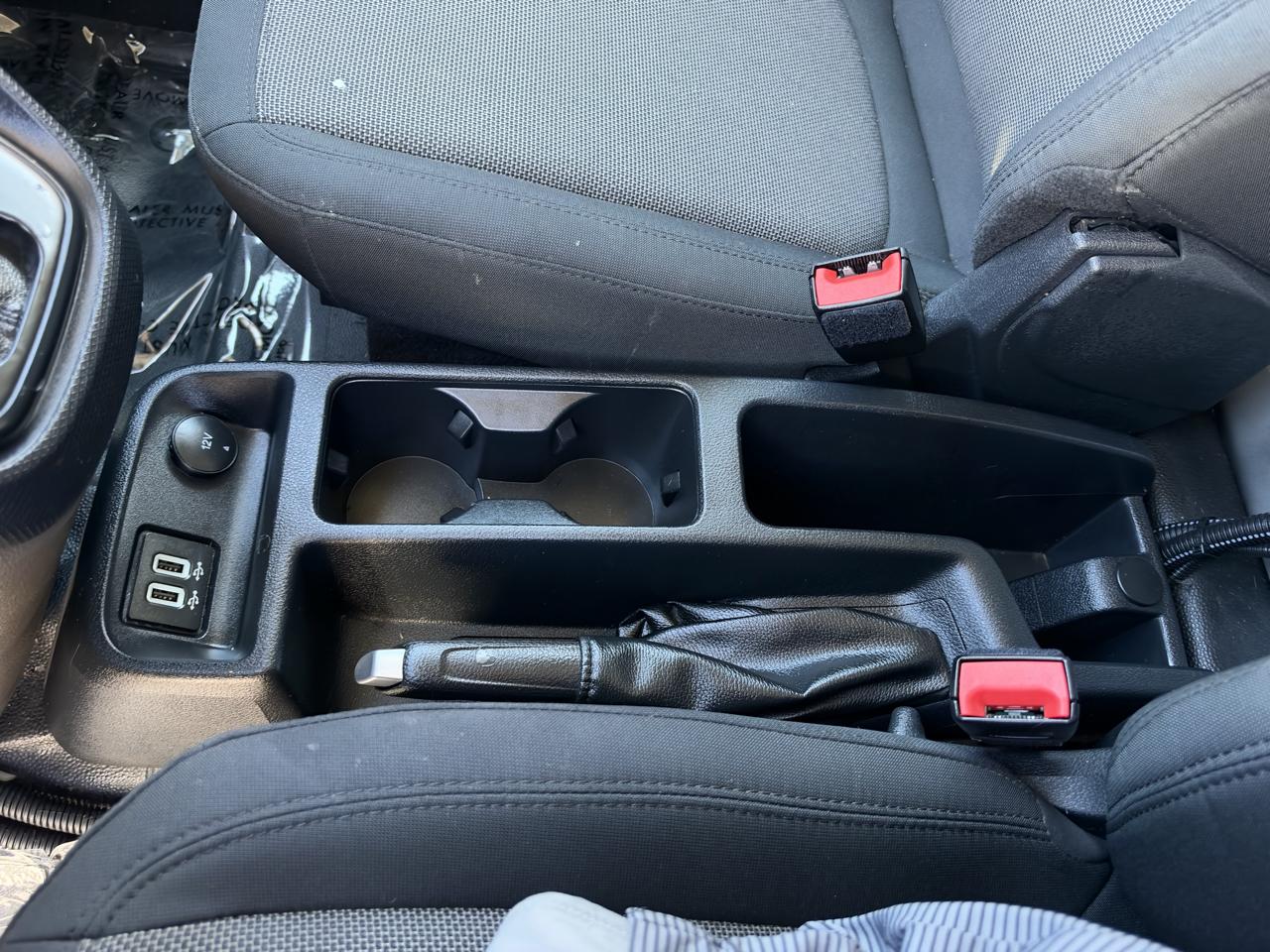 Ford Transit Connect photo 23