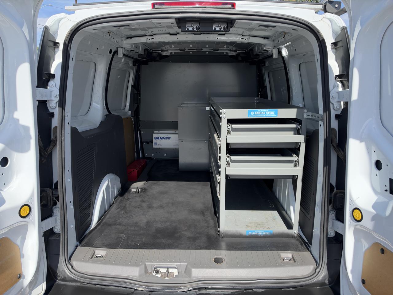 Ford Transit Connect photo 26