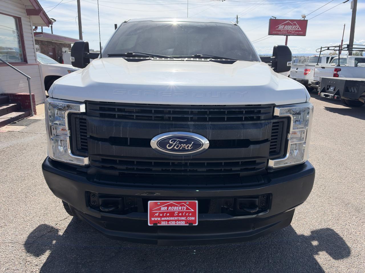 Ford F-350 photo 3