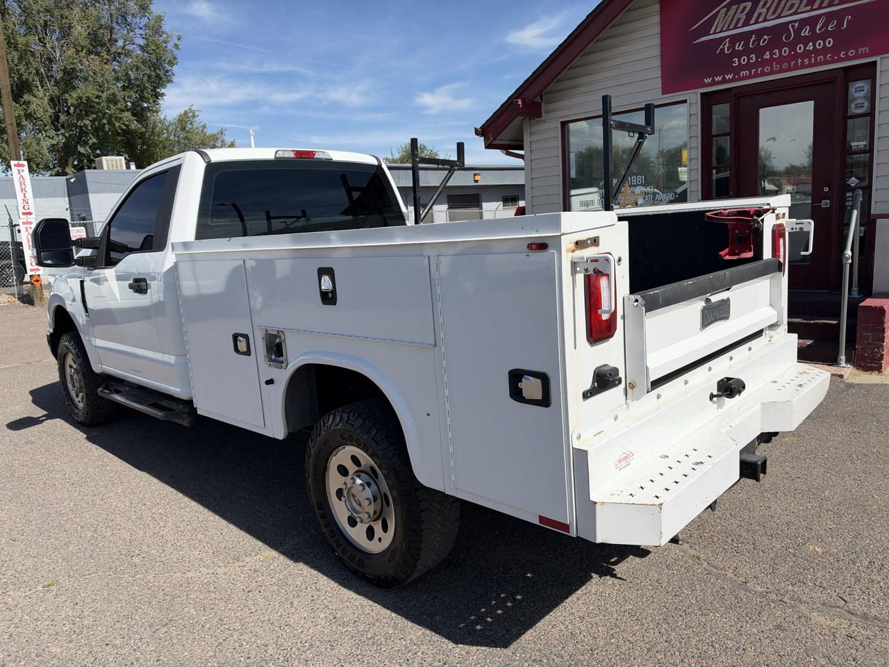 Ford F-350 photo 7