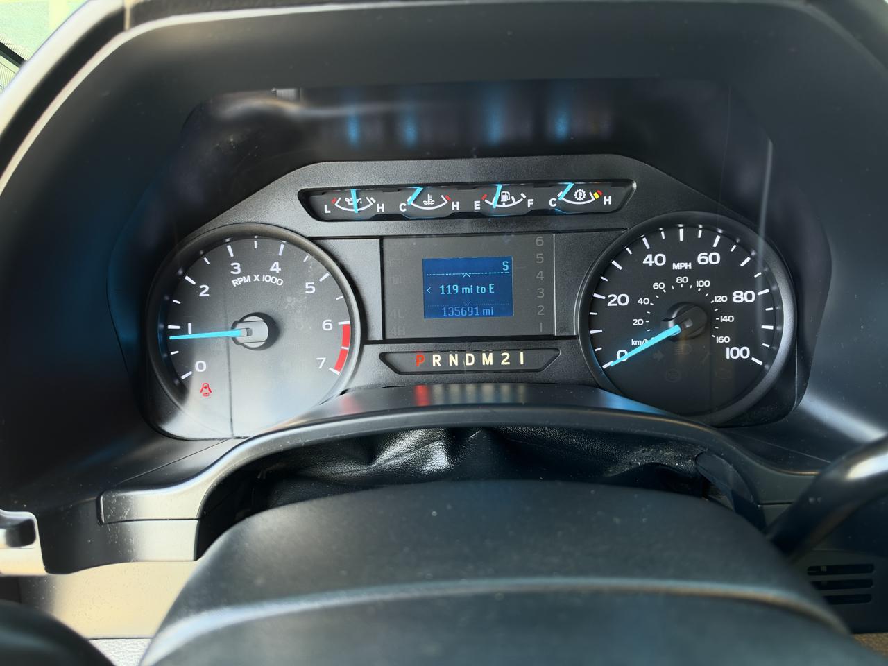 Ford F-350 photo 20