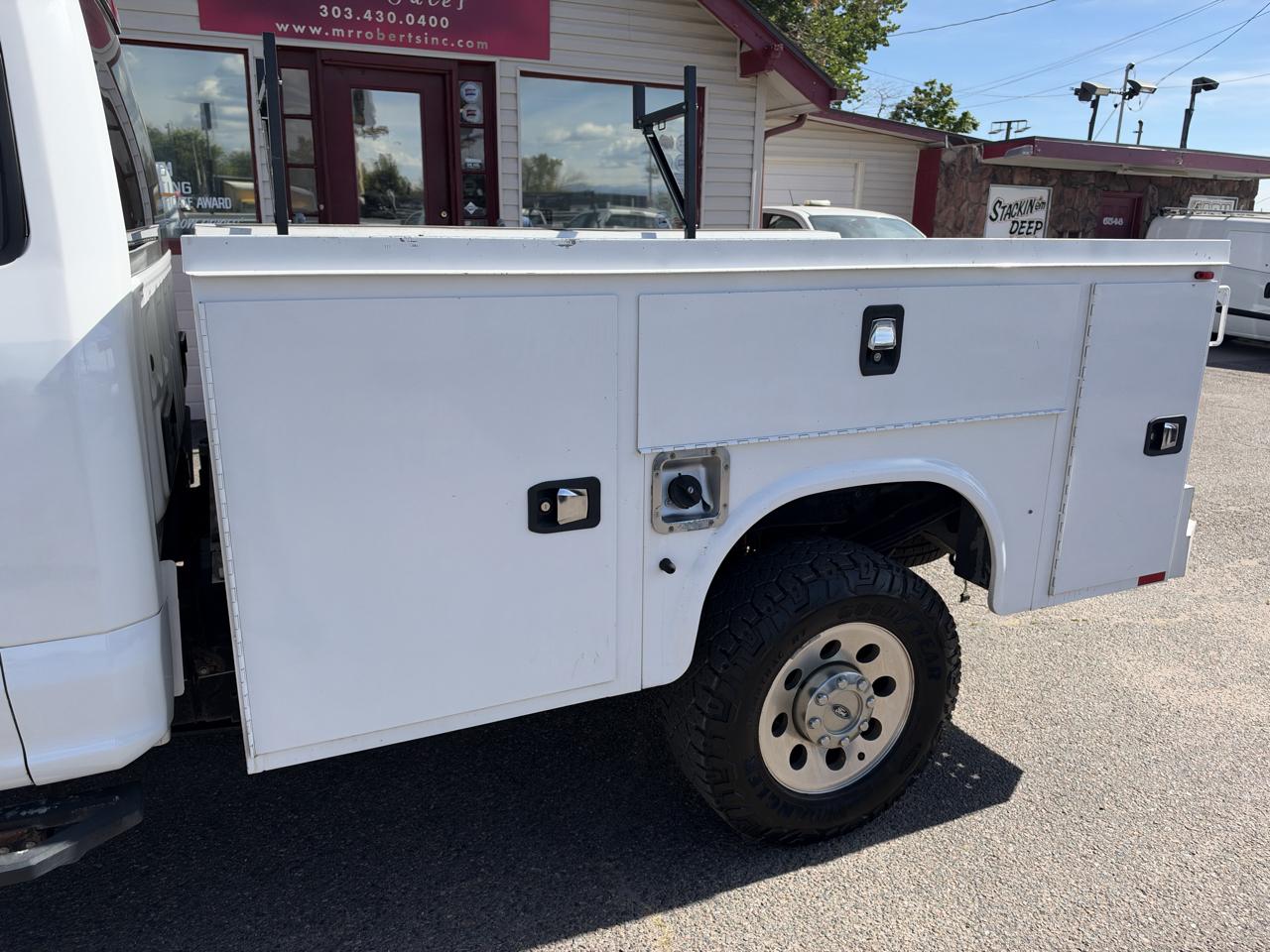 Ford F-350 photo 27