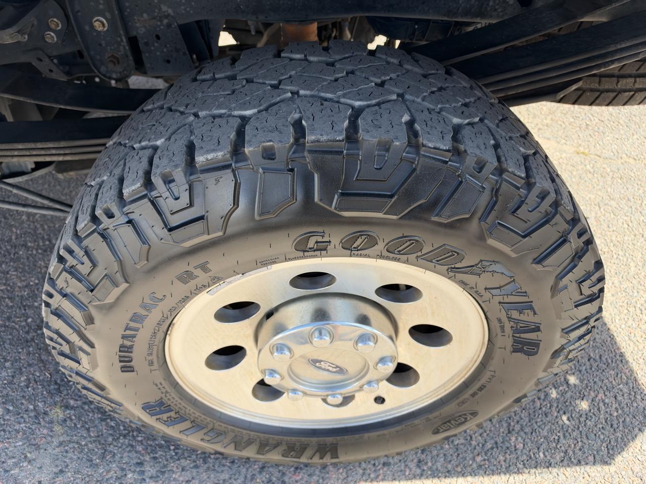 Ford F-350 photo 37
