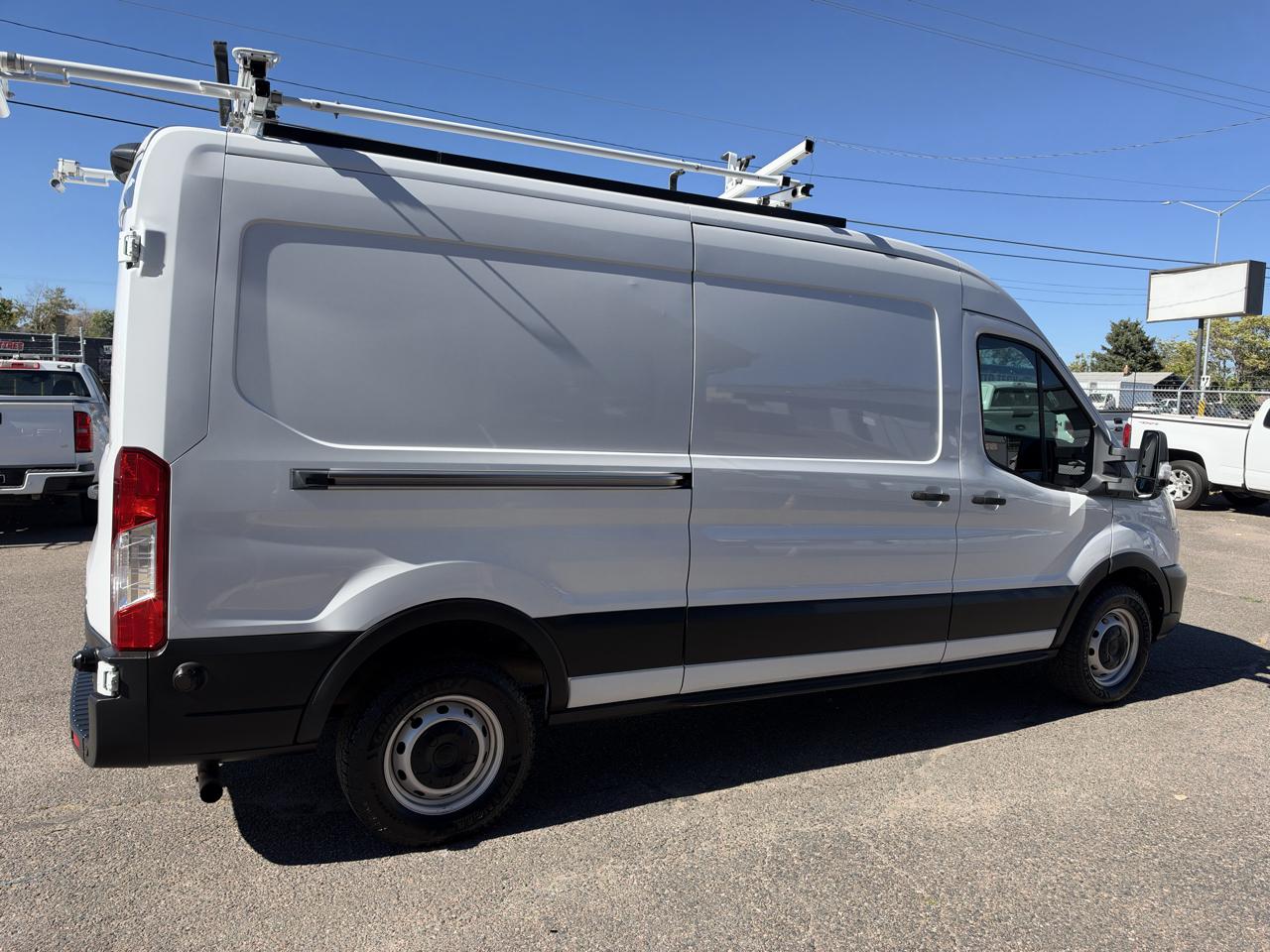Ford Transit Cargo Van T-250 148" Med Rf 9070 GVWR RWD 2020