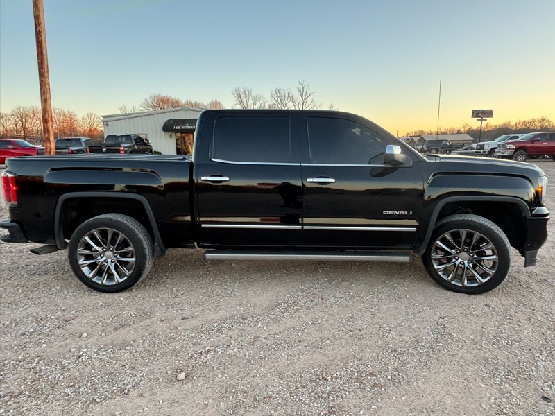 GMC Sierra 1500 Denali Crew Cab Short Box 4WD 2017