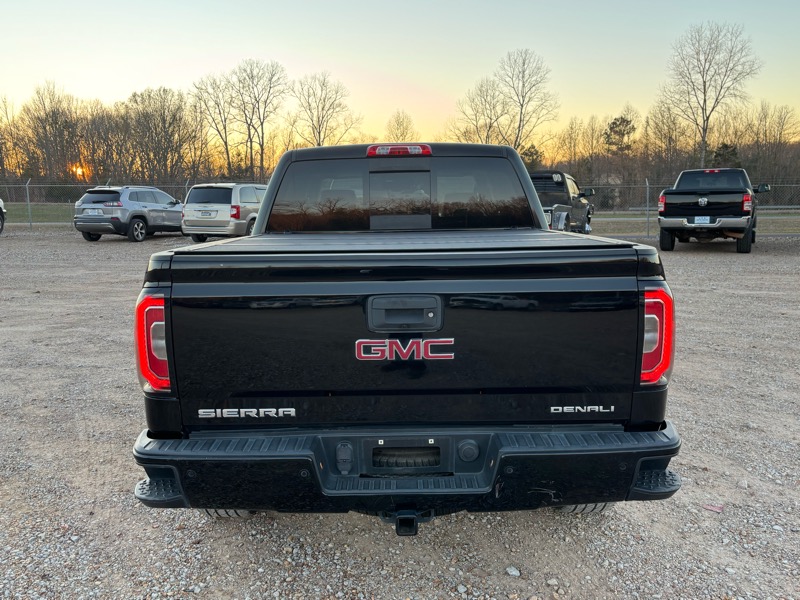 GMC Sierra 1500 Denali Crew Cab Short Box 4WD 2017