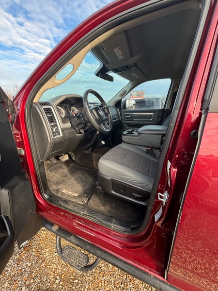 RAM 2500 SLT Crew Cab SWB 4WD 2017