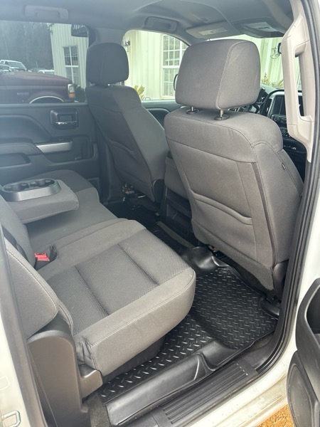 Chevrolet Silverado 1500 4WD Crew Cab 143.5" LT 2017