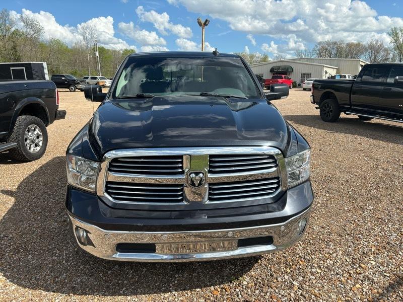 RAM 1500 4WD Crew Cab 140.5" Big Horn 2017